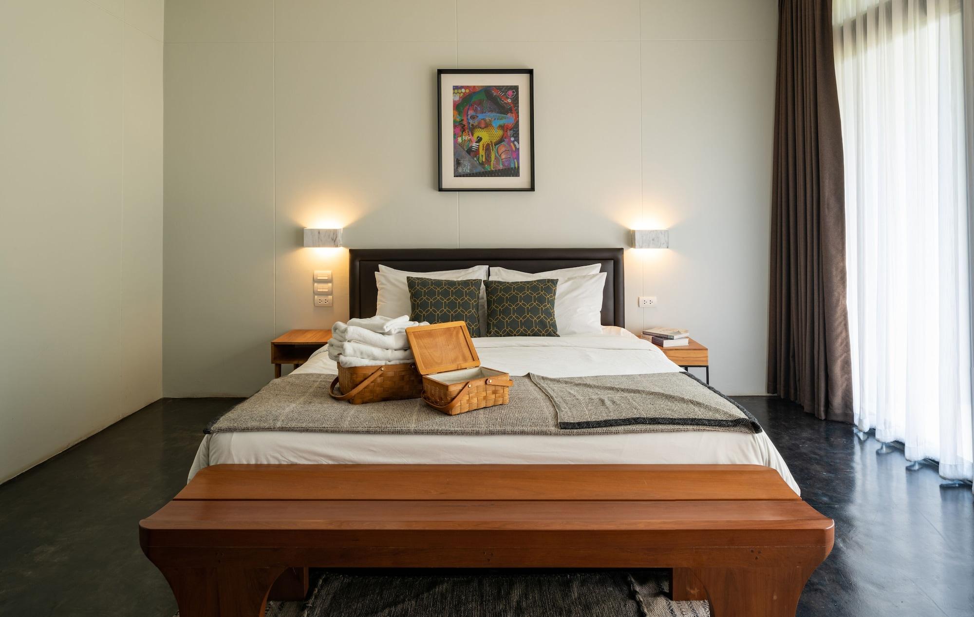 Cherlock Hotel Чиангмай Экстерьер фото